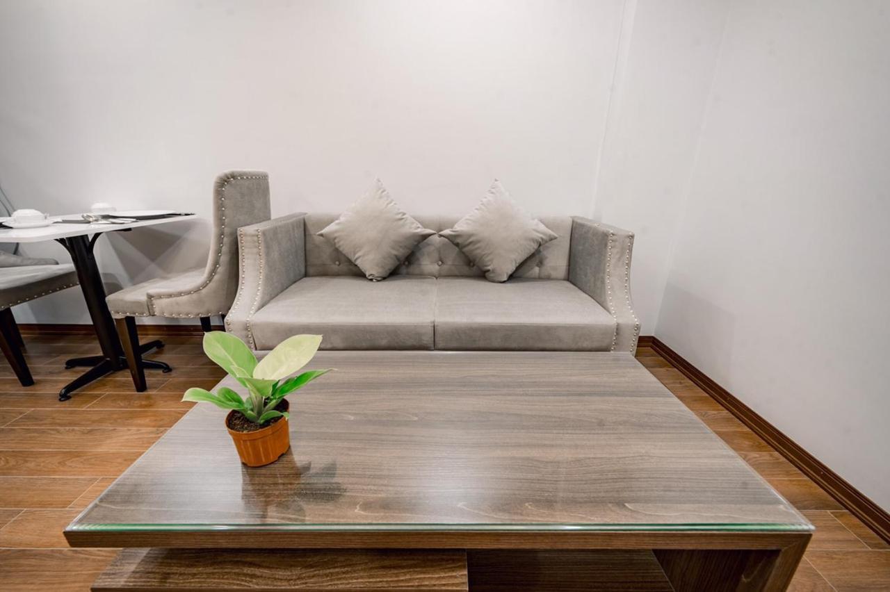 T&B Housing Aparthotel Hanoi Exteriör bild